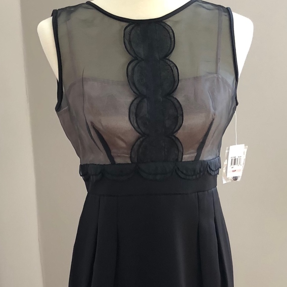 London Times Dresses & Skirts - London Times Black Cocktail Dress with Illusion